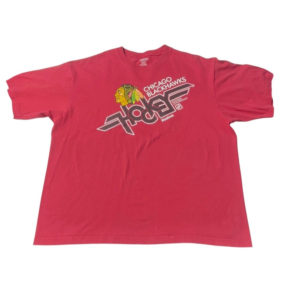 Reebok Chicago Blackhawks men's short-sleeve t-shirt. Vintage Size XL